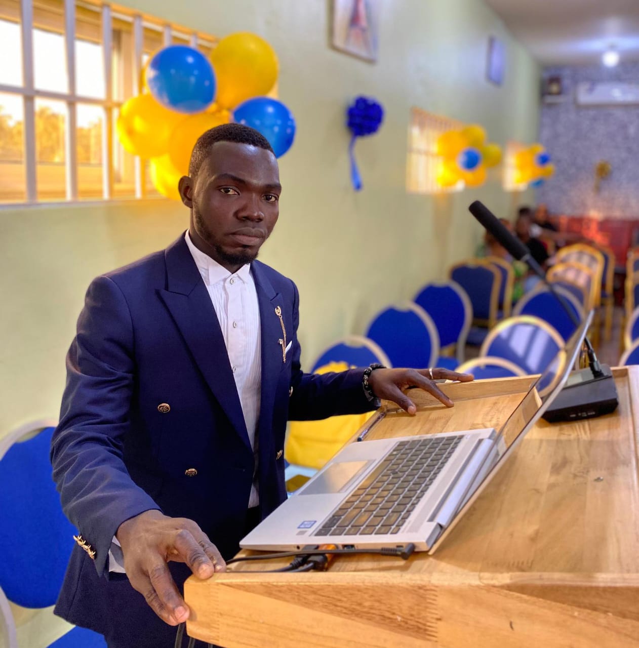 Dr Eskyl TOGBE
